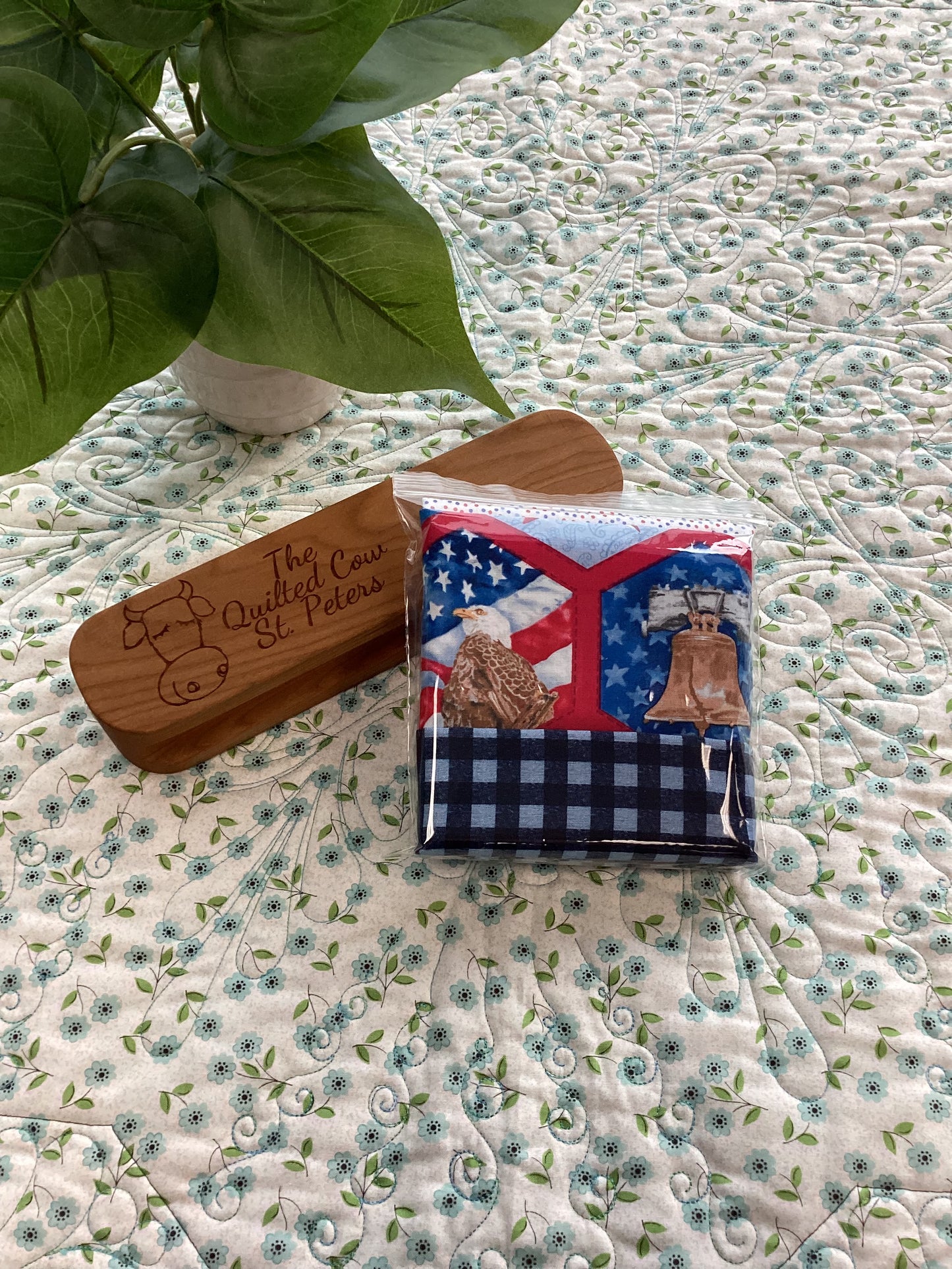 Tiny Tote