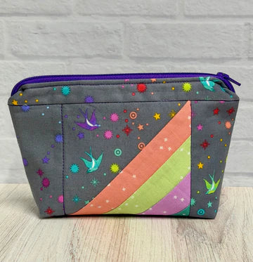 Zoey Pouch